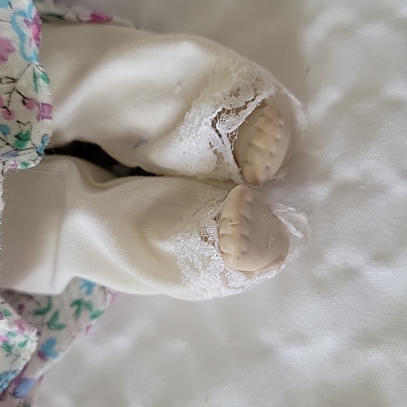 Gorham China Dolls - 2 , Lavender & Lace and Rosebud - Picture 3 of 11